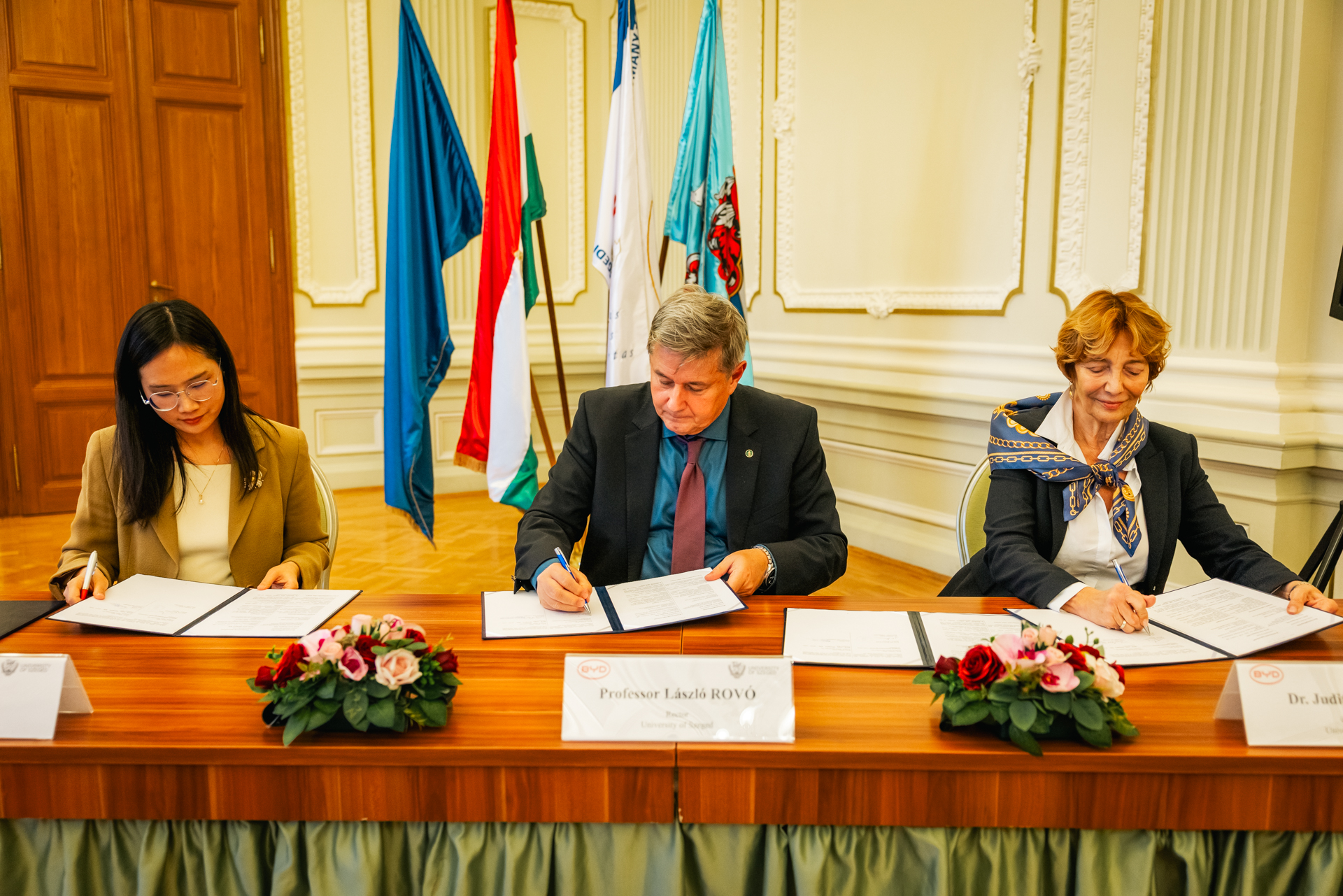 BYD_Egyuttmukodes_S-60